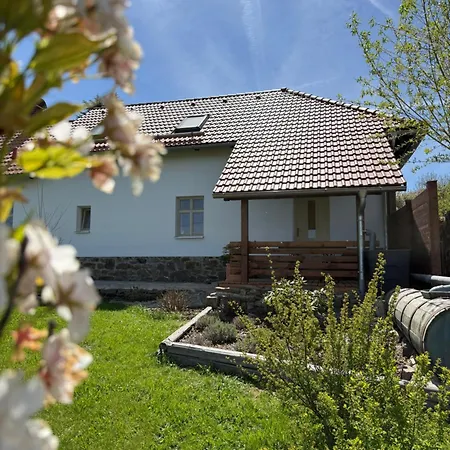 Na Brdech Apartment *